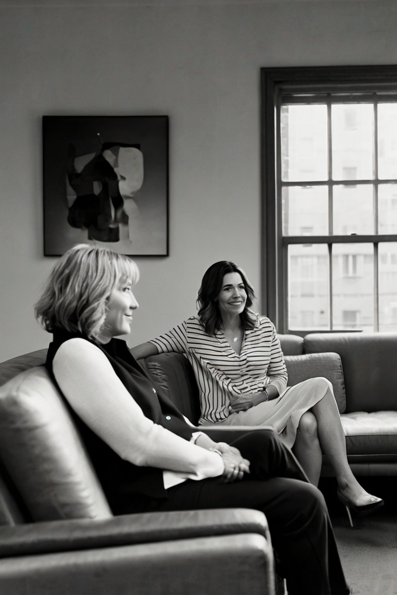 Ninho vazio e menopausa: O duplo luto da mulher de meia-idade