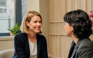 A diferença de idade realmente importa na longevidade do relacionamento?