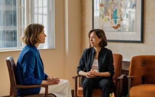 Guia Completo de Como Ser Feliz e Pleno(a) Estando Solteiro(a)