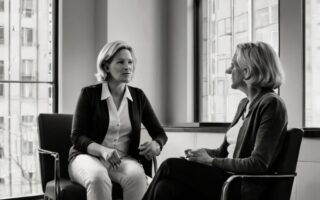 A psicologia de por que voltamos para relações que falharam