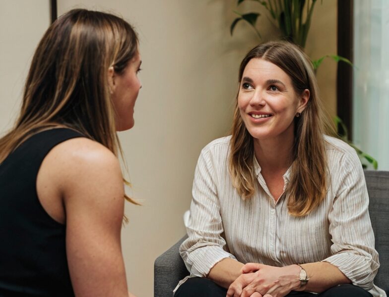 O impacto letal do estresse financeiro na libido do casal e como proteger o relacionamento