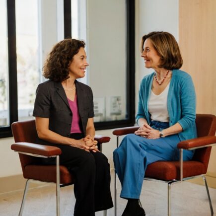 Como sincronizar rotinas quando há uma grande diferença de fuso horário