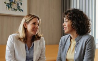 Por que focar em si mesmo(a) atrai relacionamentos Por que focar em si mesmo(a) atrai relacionamentos melhoresmelhores