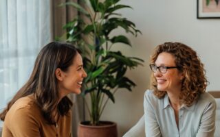 Como lidar com a influência de amigos dos seus filhos