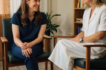 Ir ao cinema no primeiro encontro é realmente uma boa ideia?